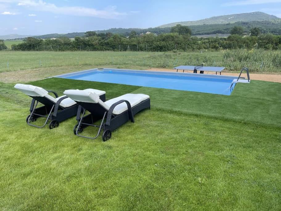 Villa Rians Rians  外观 照片