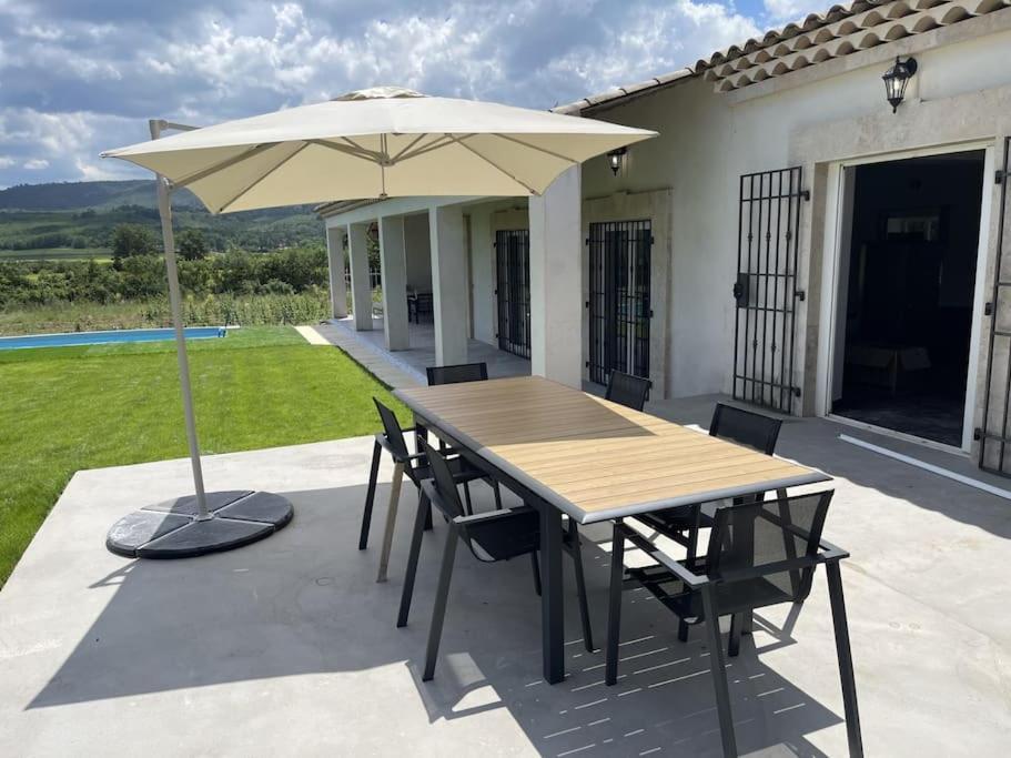Villa Rians Rians  外观 照片